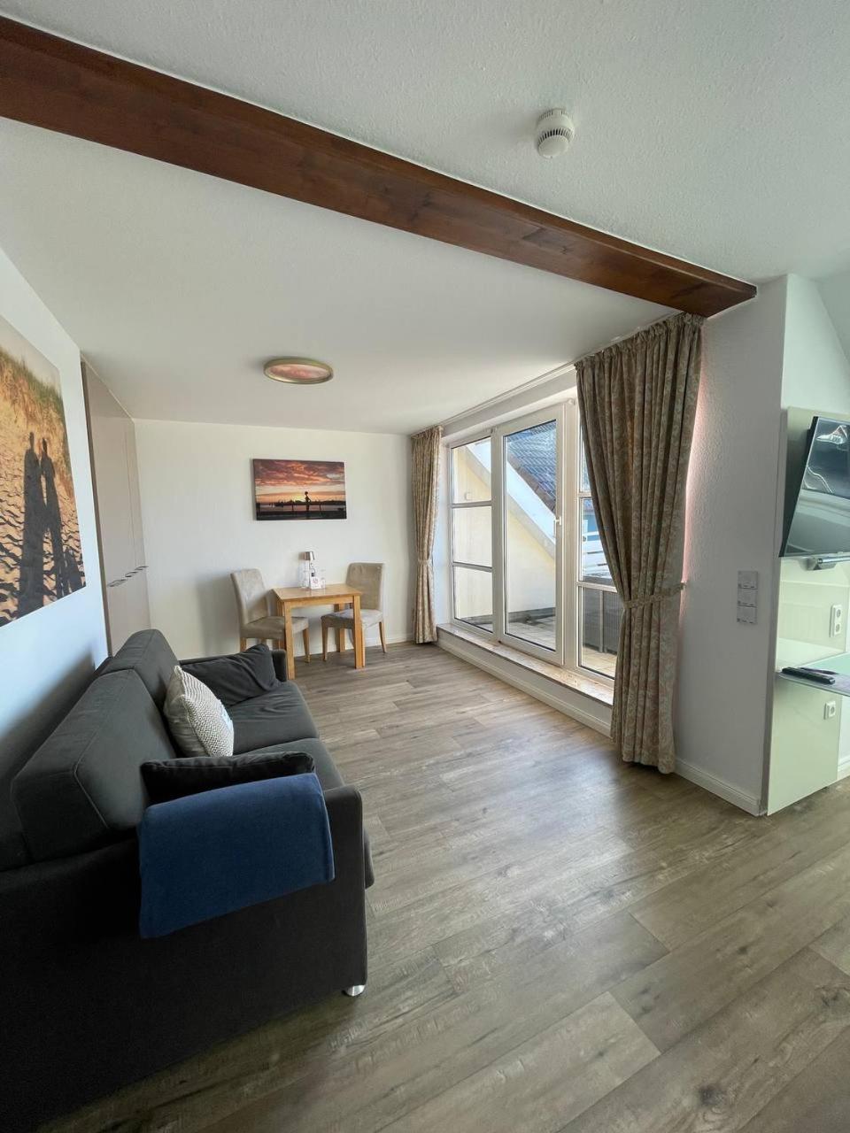 Hotel Deichvoigt Куксхафен Экстерьер фото